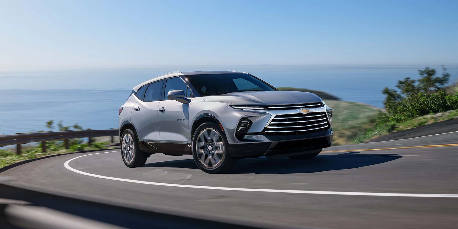 2023 Chevt Blazer cruising