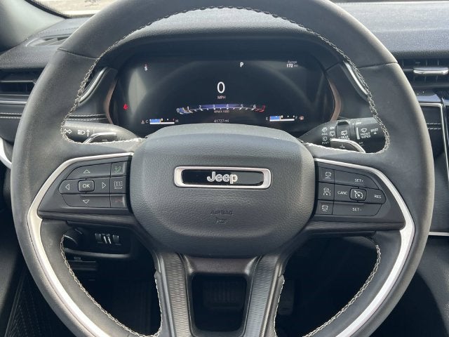 2023 Jeep Grand Cherokee L Altitude 4x4
