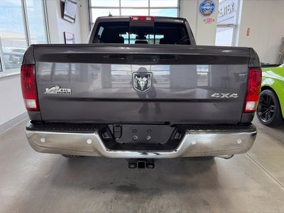 2017 RAM 1500 Big Horn Crew Cab 4x4 5'7' Box