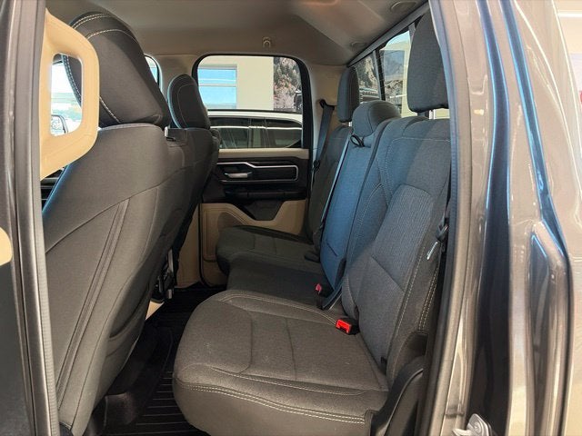 2020 RAM 1500 Big Horn Quad Cab 4x4 6'4' Box