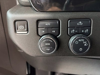 2022 Chevrolet Silverado 1500 4WD Double Cab Standard Bed LT with 2FT