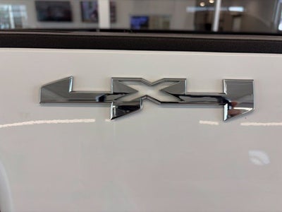 2022 GMC Sierra 2500HD 4WD Crew Cab Standard Bed SLT