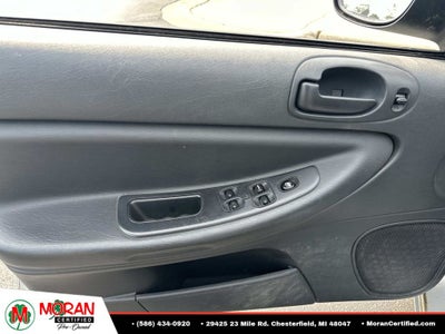 2004 Chrysler Sebring Base