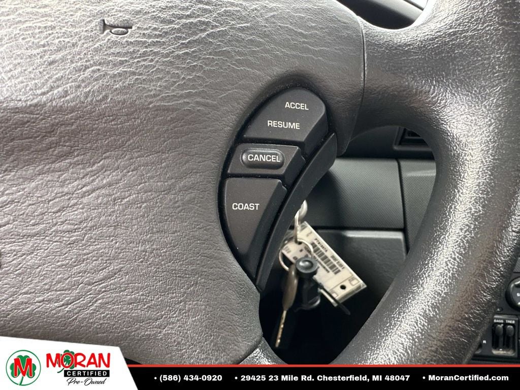 2004 Chrysler Sebring Base