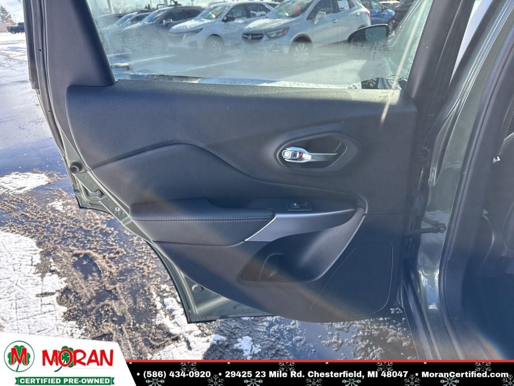 2021 Jeep Cherokee Latitude Lux