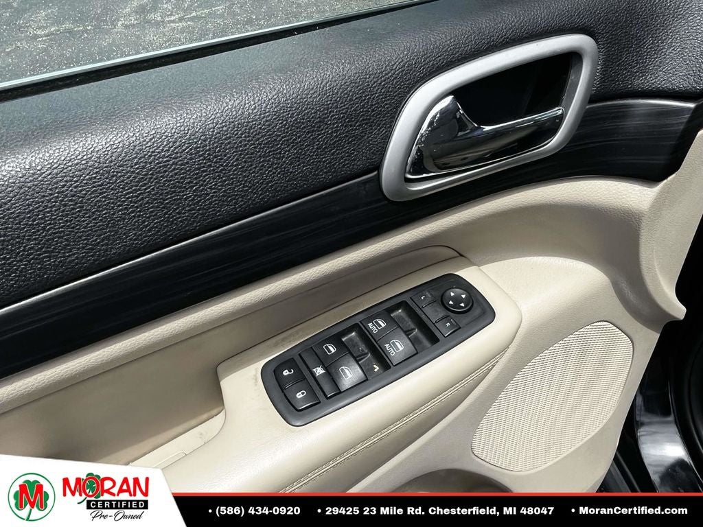 2019 Jeep Grand Cherokee Laredo E