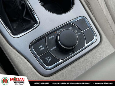 2019 Jeep Grand Cherokee Laredo E