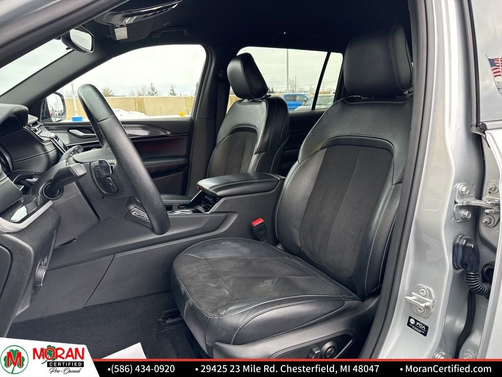 2022 Jeep Grand Cherokee L Altitude