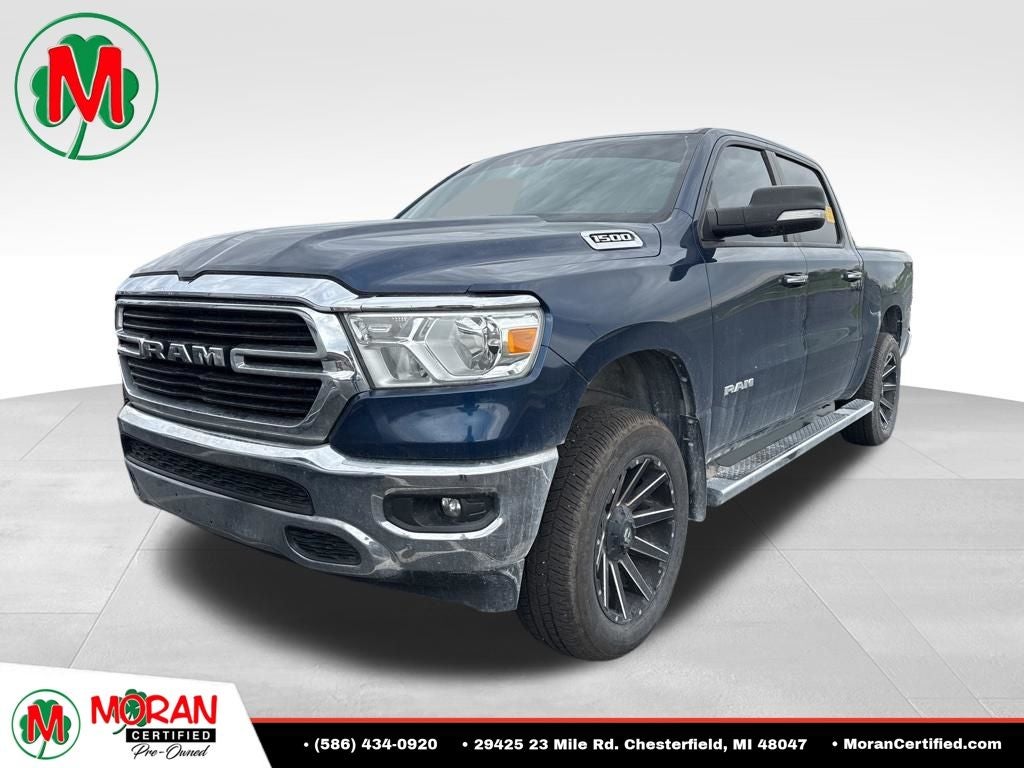 2019 RAM 1500 Big Horn/Lone Star 4x4 Crew Cab 5'7's photo