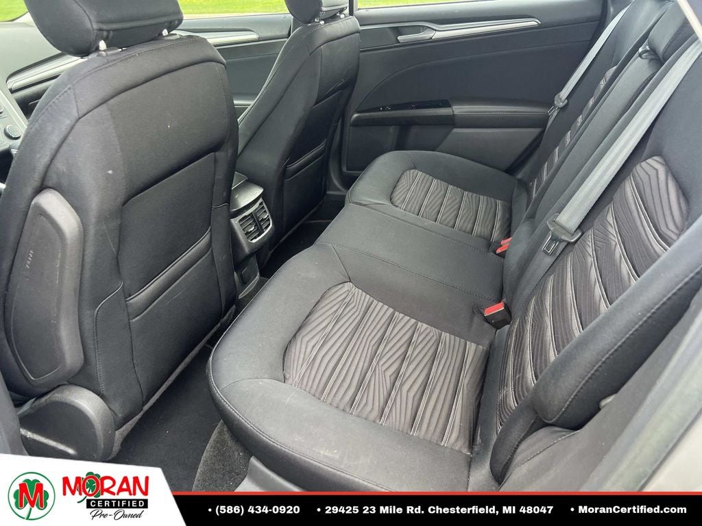 2016 Ford Fusion SE