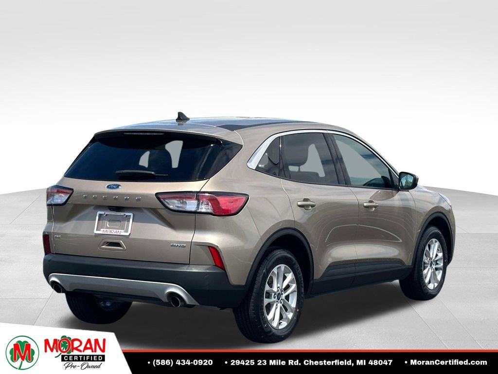 2020 Ford Escape SE