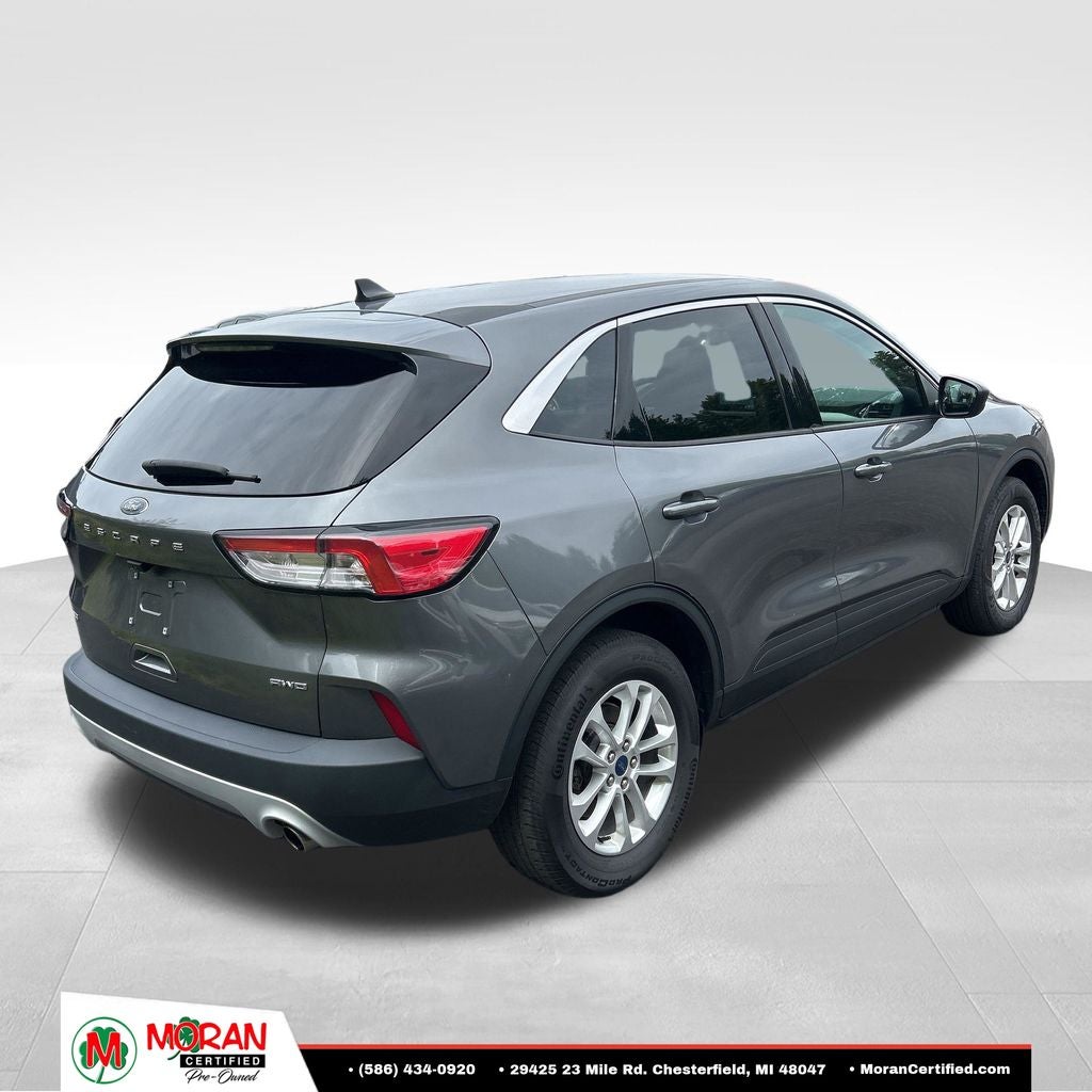 2022 Ford Escape SE