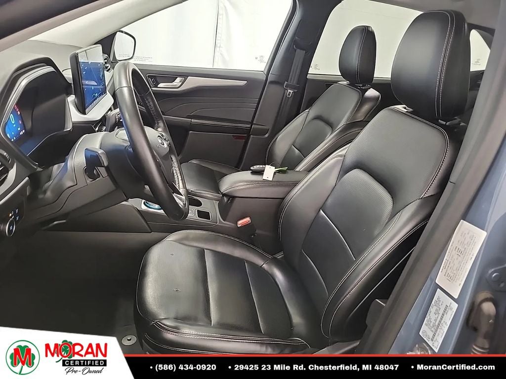 2025 Ford Escape Platinum