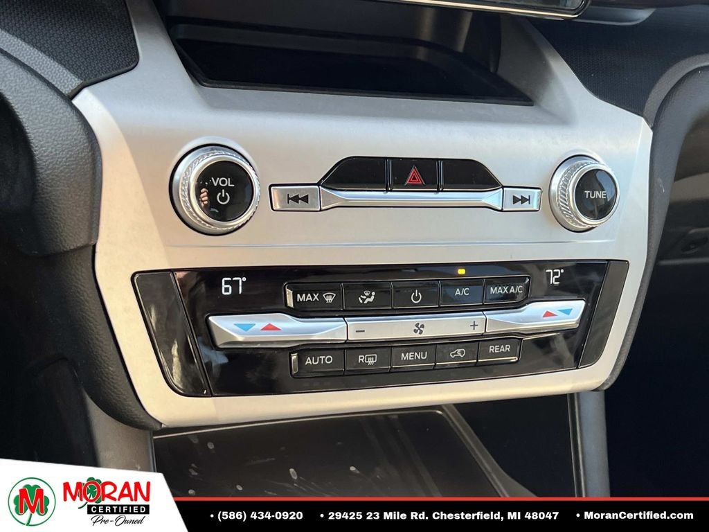 2020 Ford Explorer Base