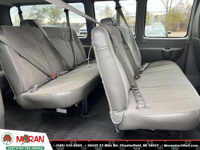 2017 Chevrolet Express 3500 LT Passenger