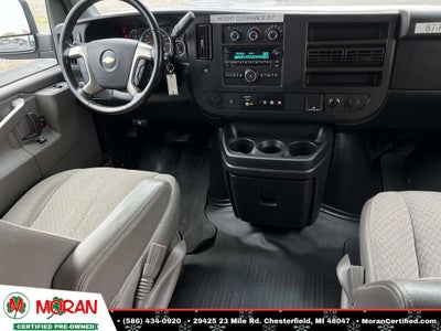 2017 Chevrolet Express 3500 LT Passenger