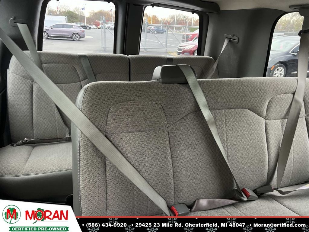 2017 Chevrolet Express 3500 LT Passenger