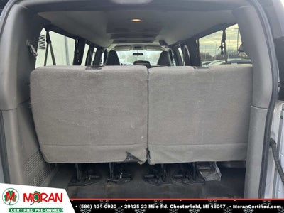 2017 Chevrolet Express 3500 LT Passenger