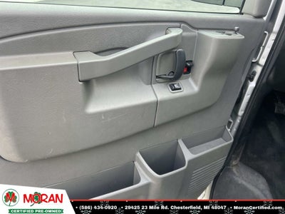 2017 Chevrolet Express 3500 LT Passenger