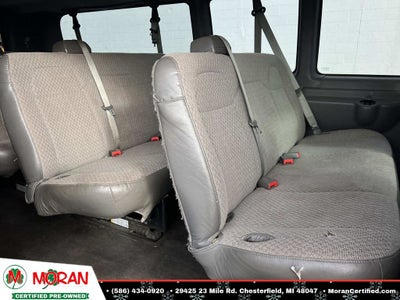 2017 Chevrolet Express 3500 LT Passenger