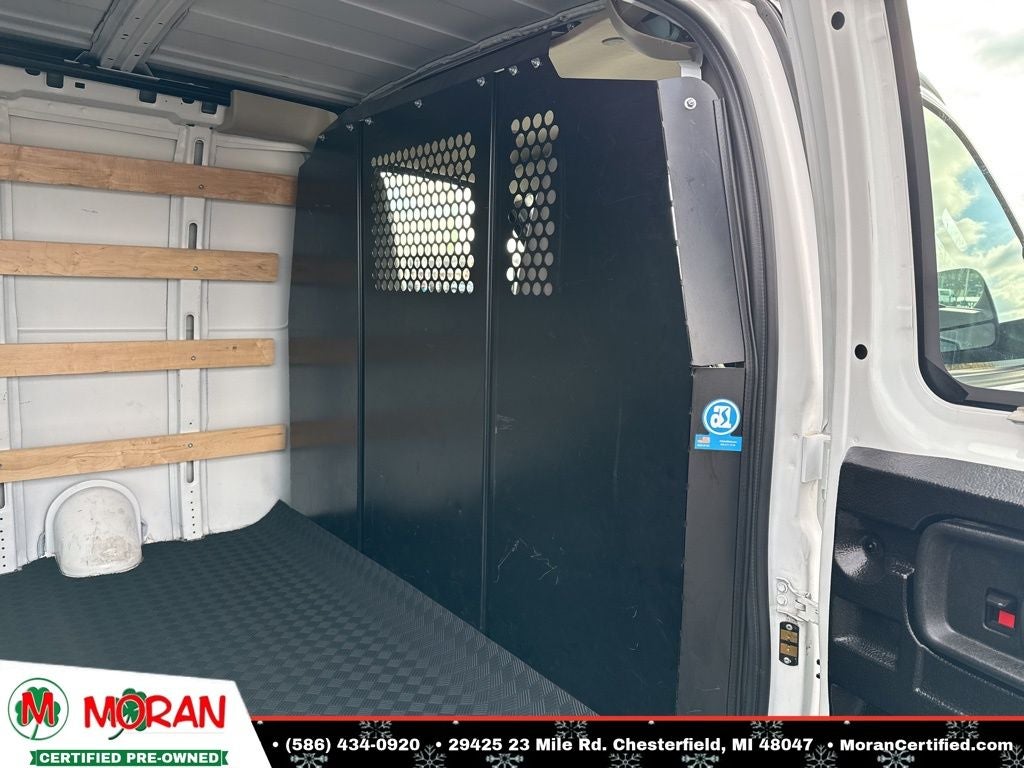 2024 Chevrolet Express 2500 Work Van Cargo