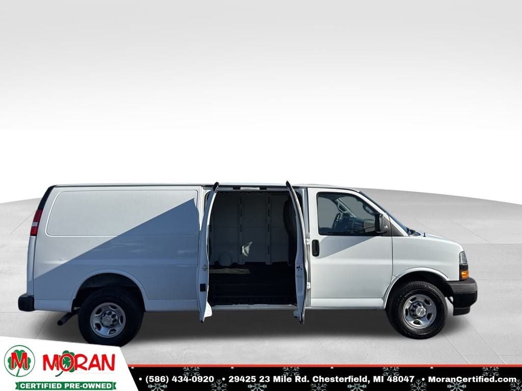 2023 Chevrolet Express 3500 Work Van Cargo