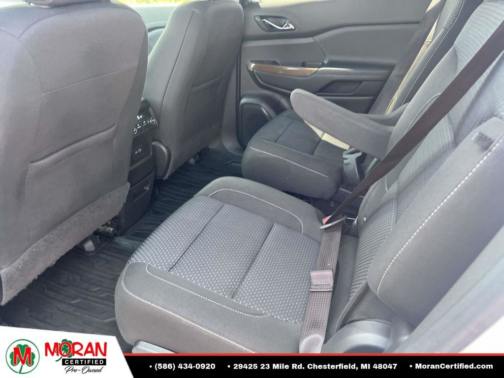 2020 GMC Acadia SLE