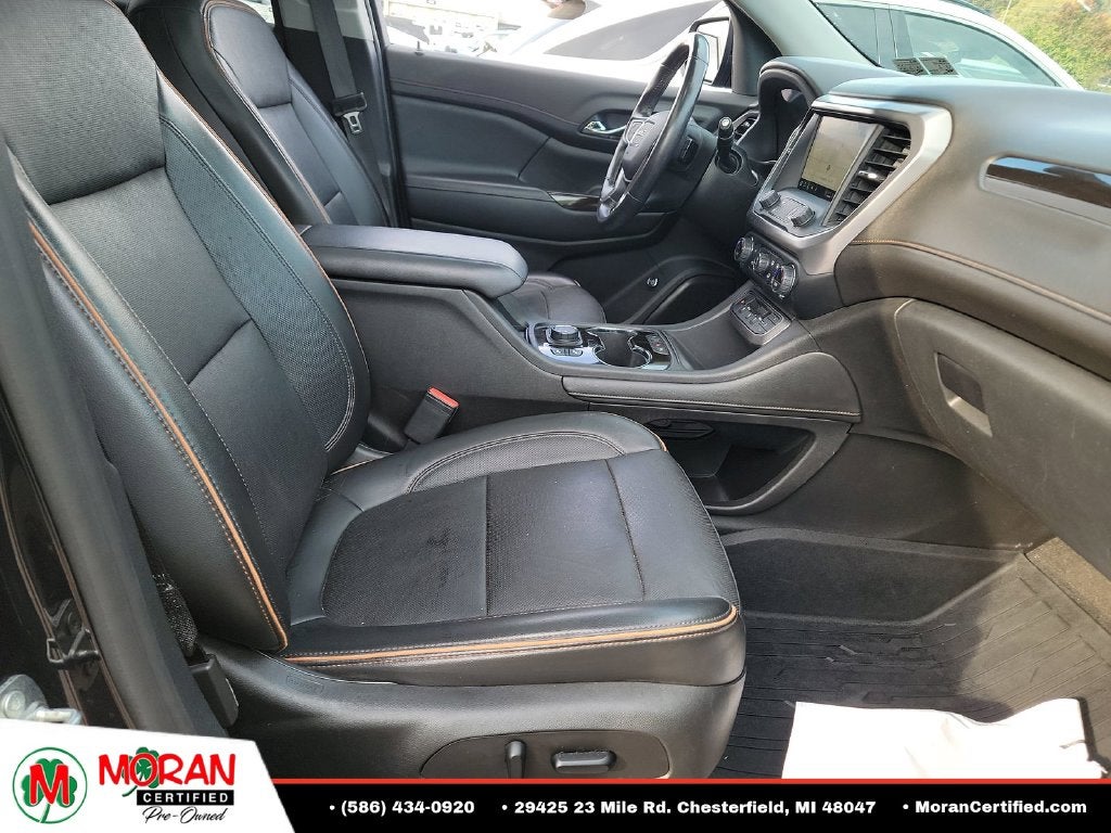 2021 GMC Acadia AT4
