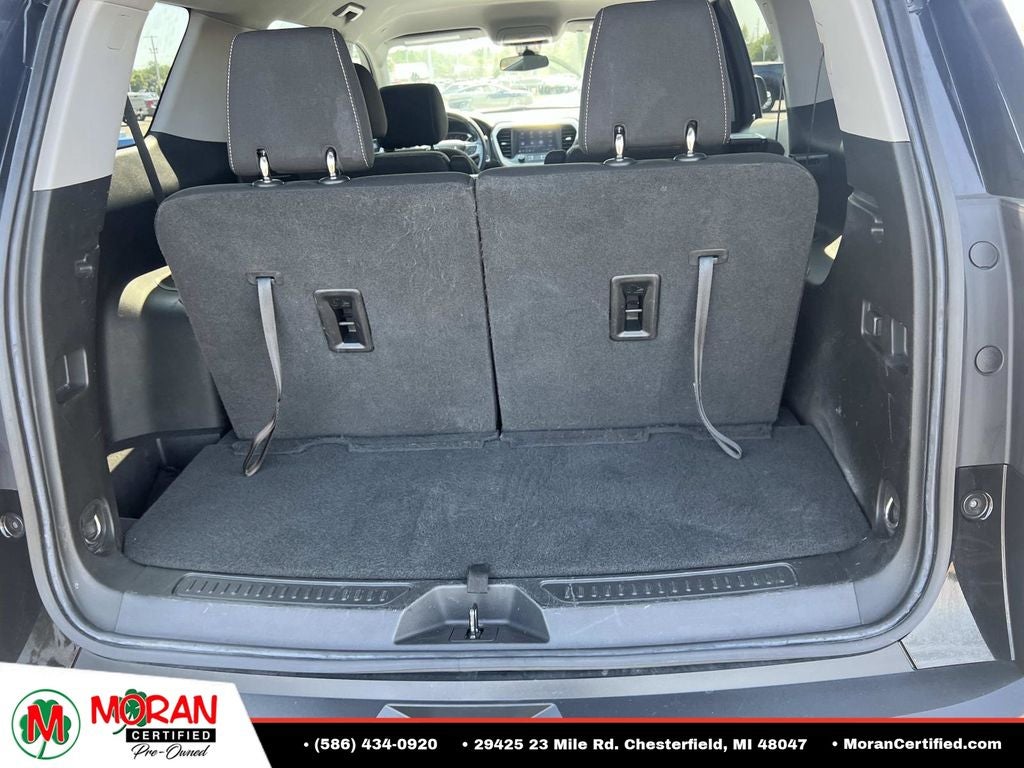 2022 GMC Acadia SLE