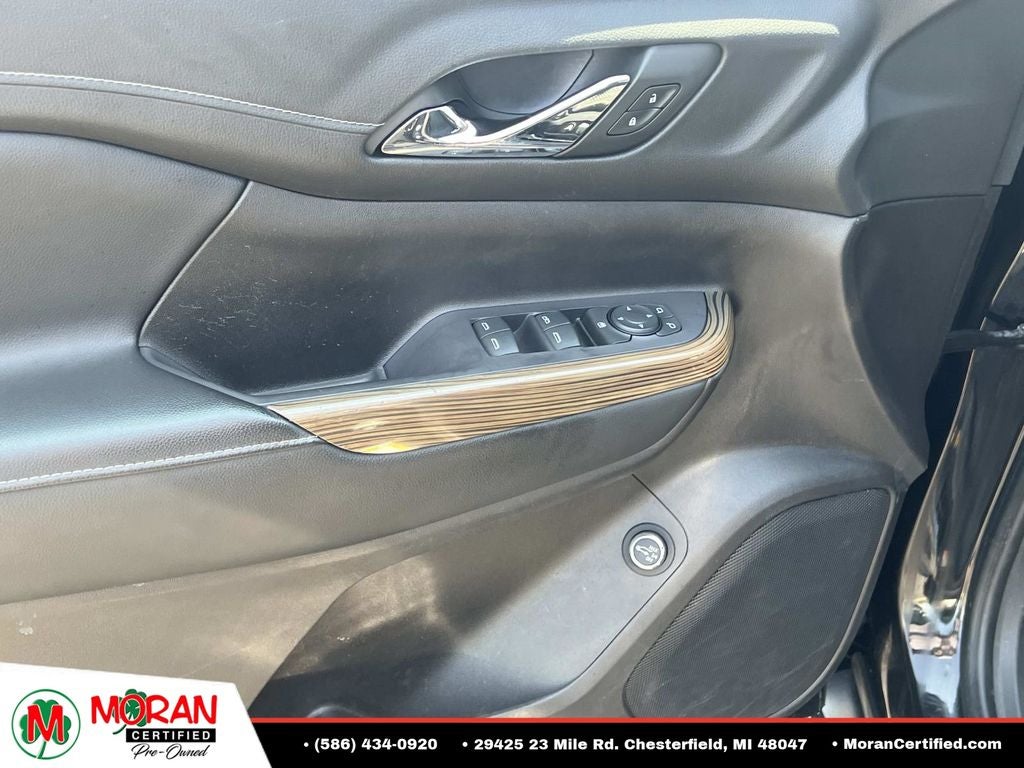 2022 GMC Acadia SLE