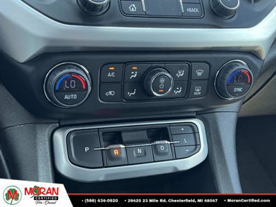 2022 GMC Acadia SLE
