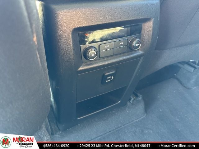 2018 Chevrolet Traverse LT Cloth w/1LT