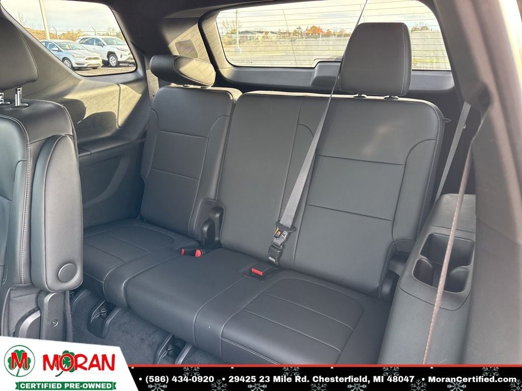 2022 Chevrolet Traverse LT Leather