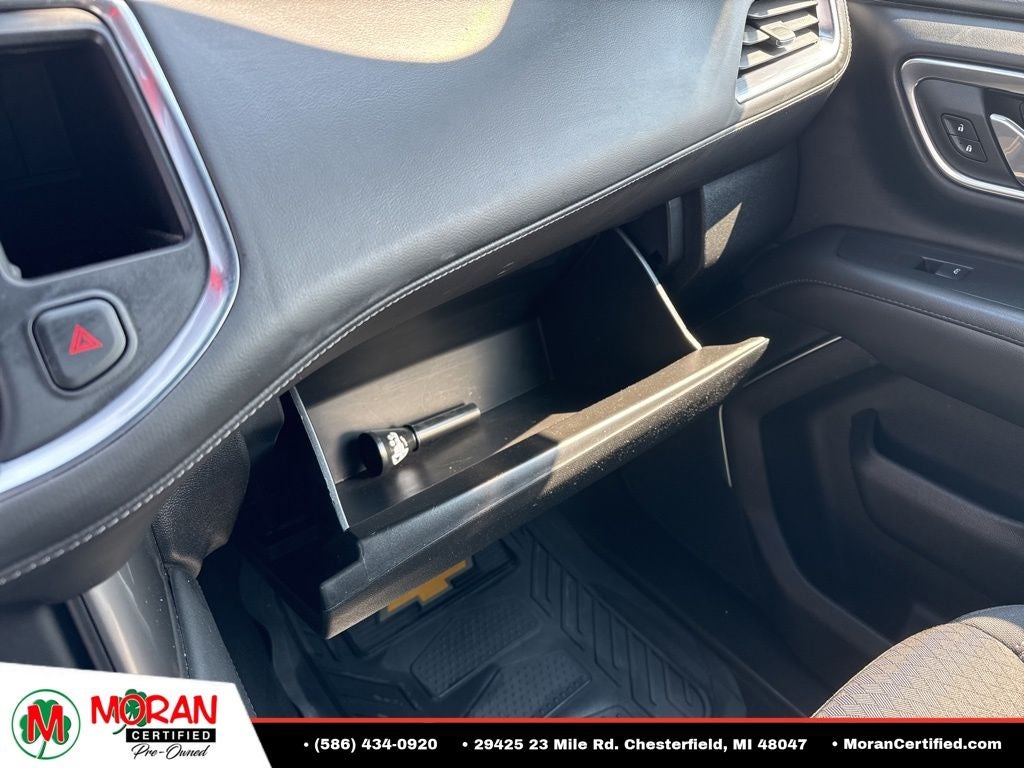 2023 Chevrolet Suburban LS