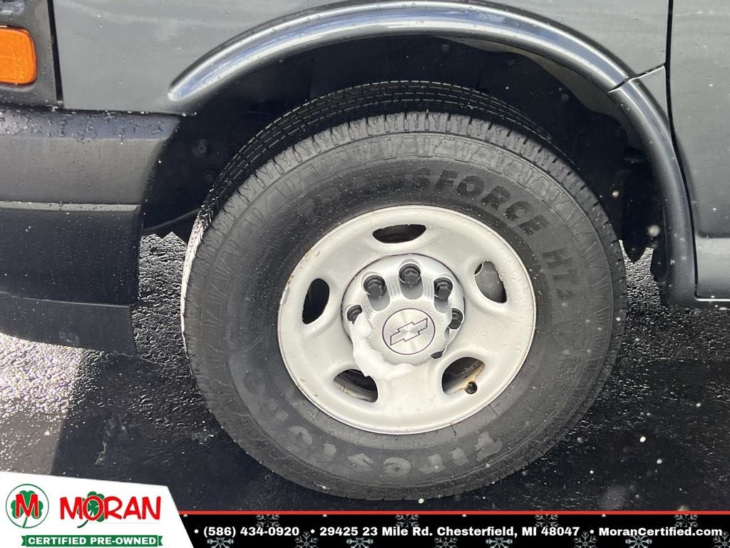 2017 Chevrolet Express 2500 LS Passenger