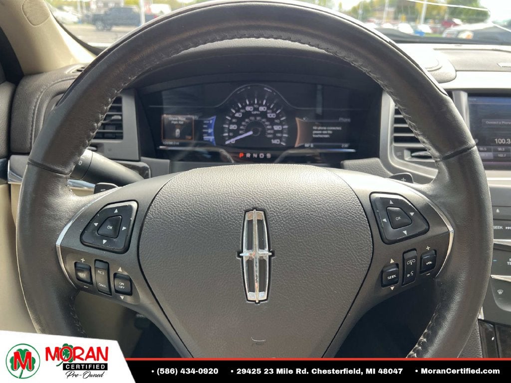 2015 Lincoln MKS Base