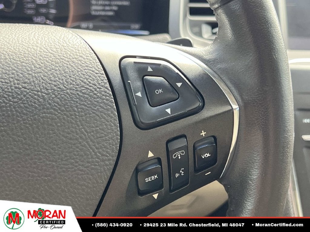 2015 Lincoln MKS Base