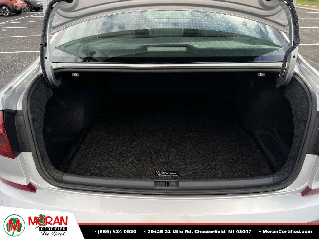 2019 Volkswagen Passat 2.0T Wolfsburg