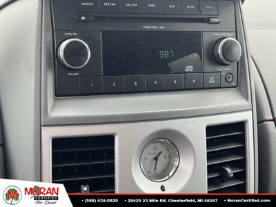 2009 Chrysler Town & Country LX