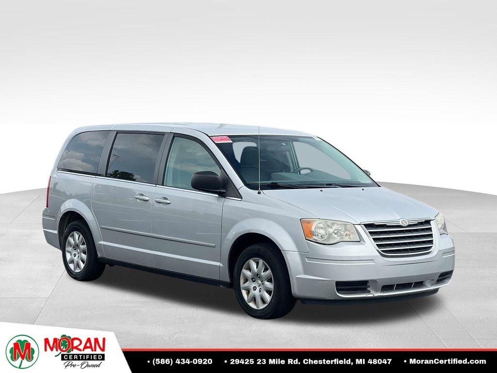 2009 Chrysler Town & Country LX