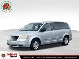 2009 Chrysler Town &amp; Country LX