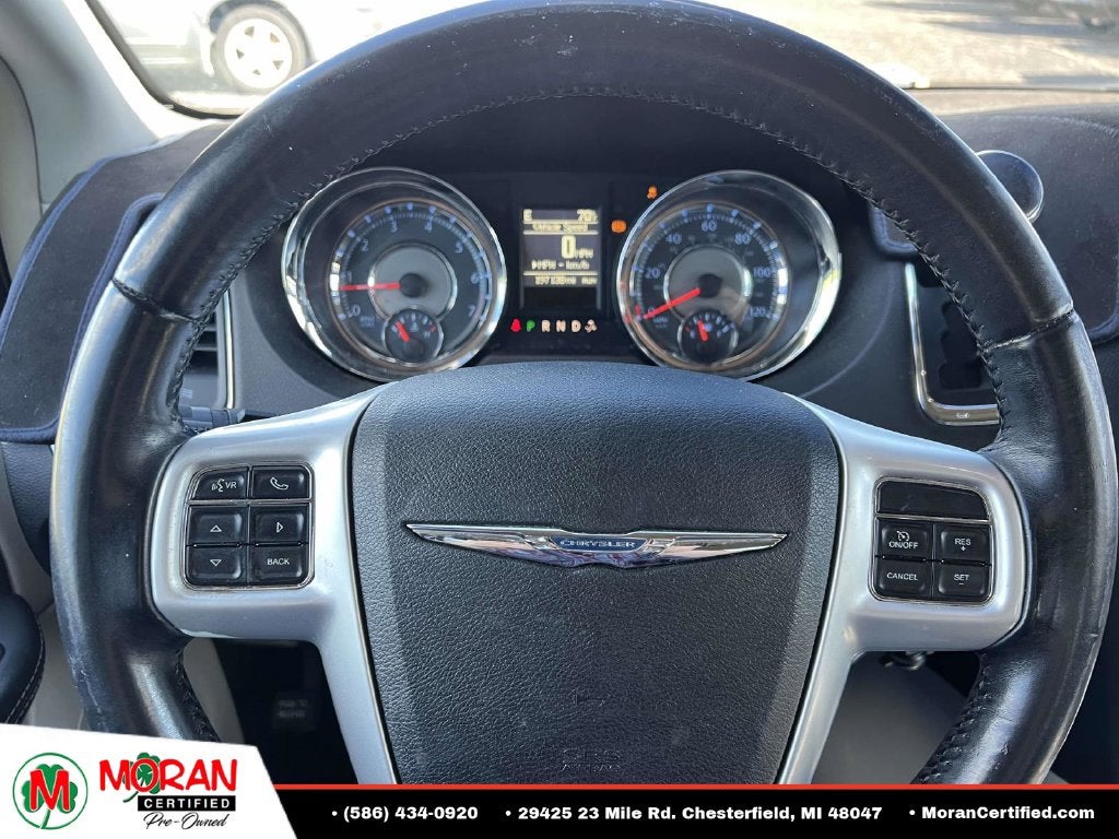 2014 Chrysler Town & Country Touring