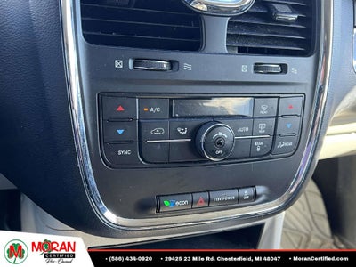 2014 Chrysler Town & Country Touring