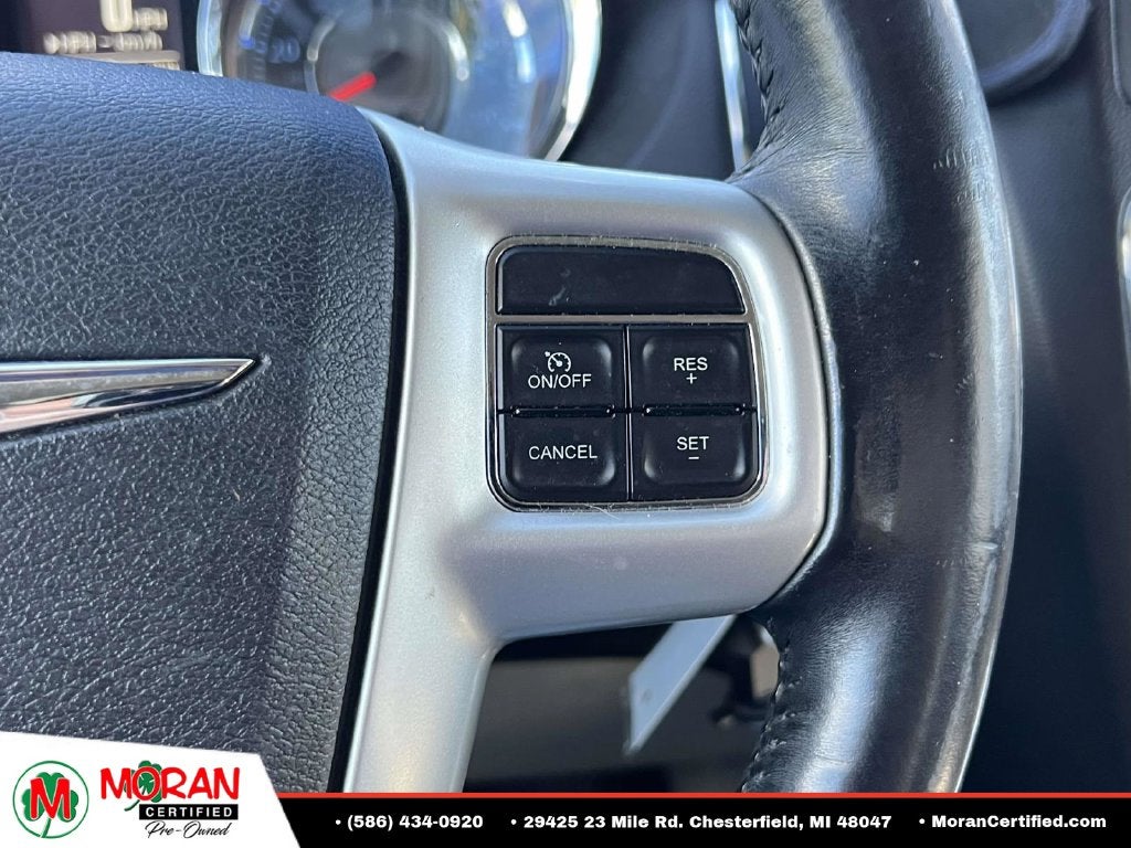 2014 Chrysler Town & Country Touring