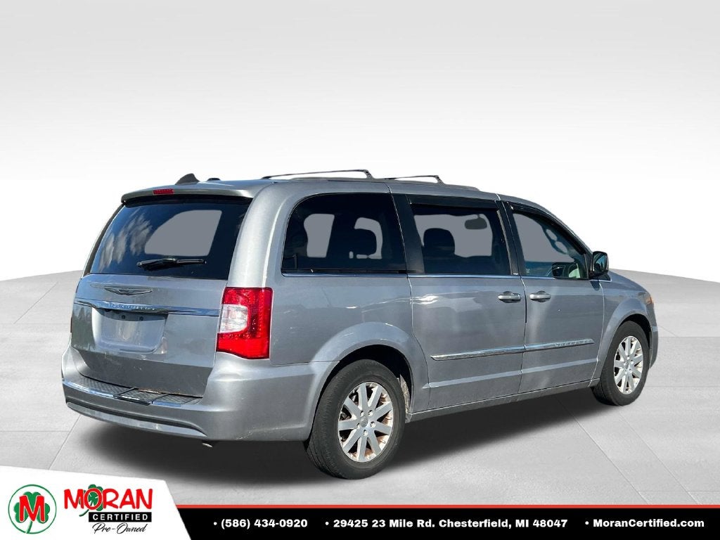 2014 Chrysler Town & Country Touring