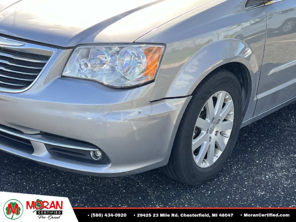 2014 Chrysler Town & Country Touring