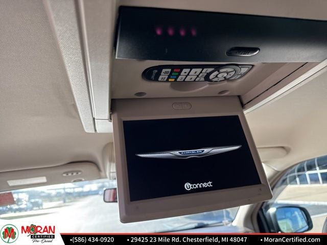 2014 Chrysler Town & Country Touring-L