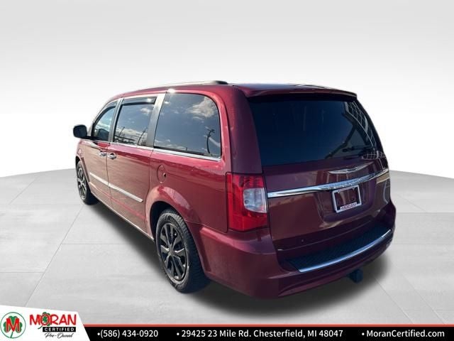 2014 Chrysler Town & Country Touring-L