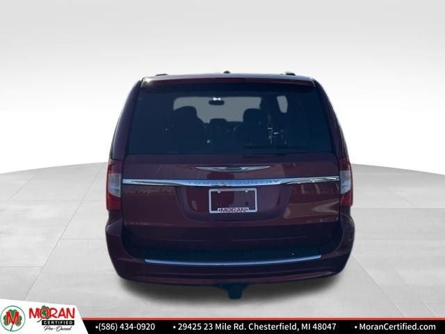 2014 Chrysler Town & Country Touring-L