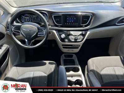 2021 Chrysler Voyager LX
